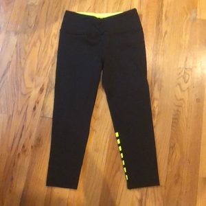 Victoria’s Secret Sport leggings